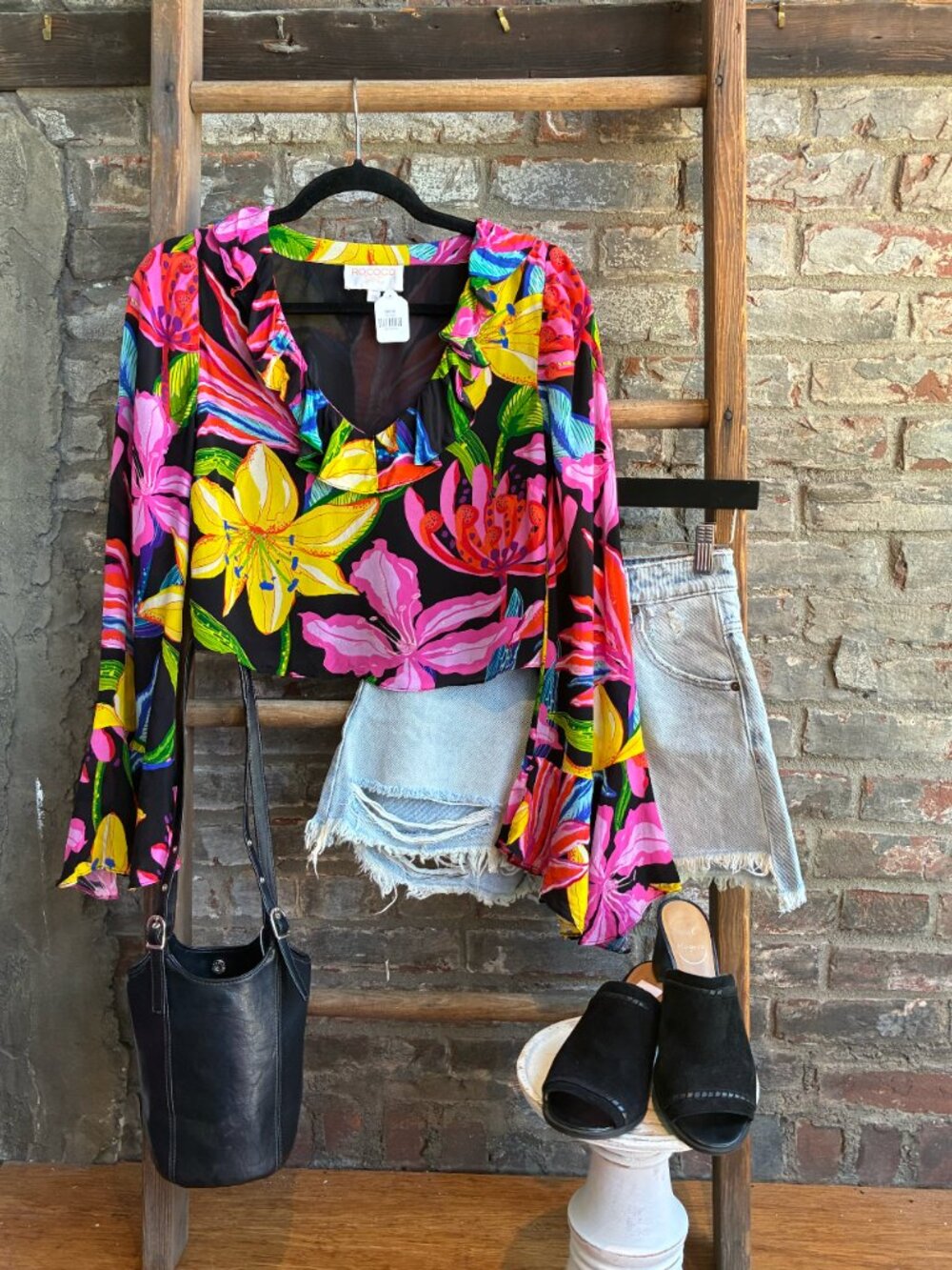 Rococo Sand Beach Club Ruffle Crop